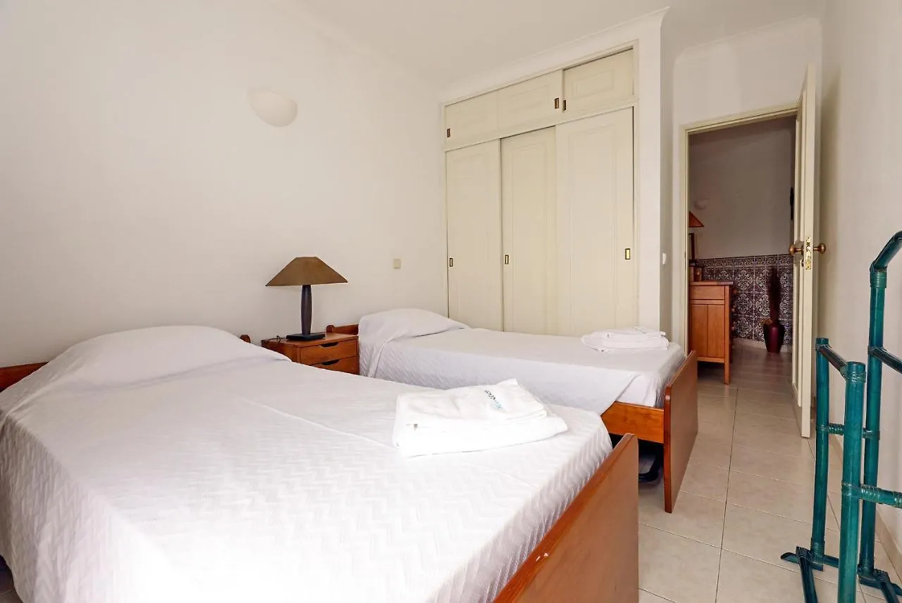 B60 - Lagos Promenade View Apartment