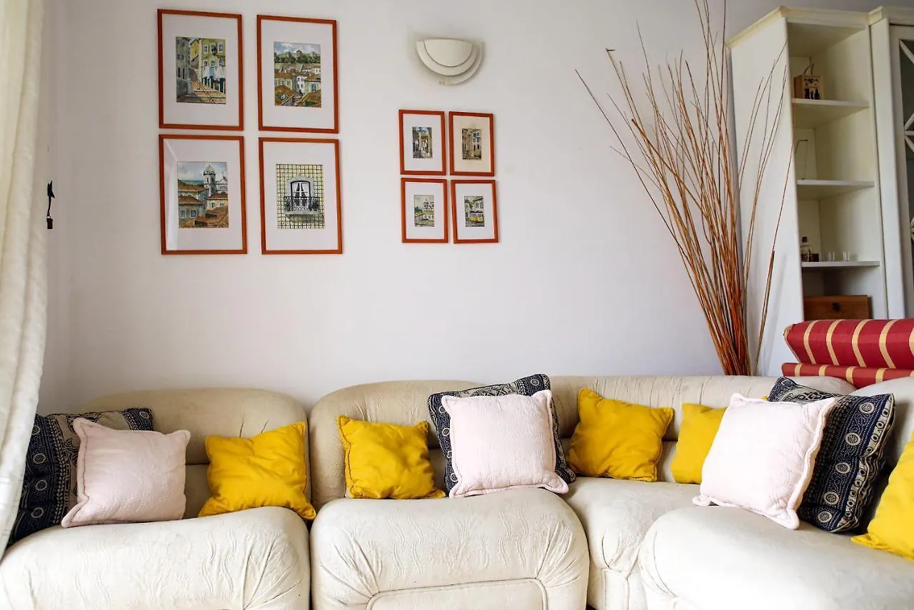 B60 - Lagos Promenade View Apartment