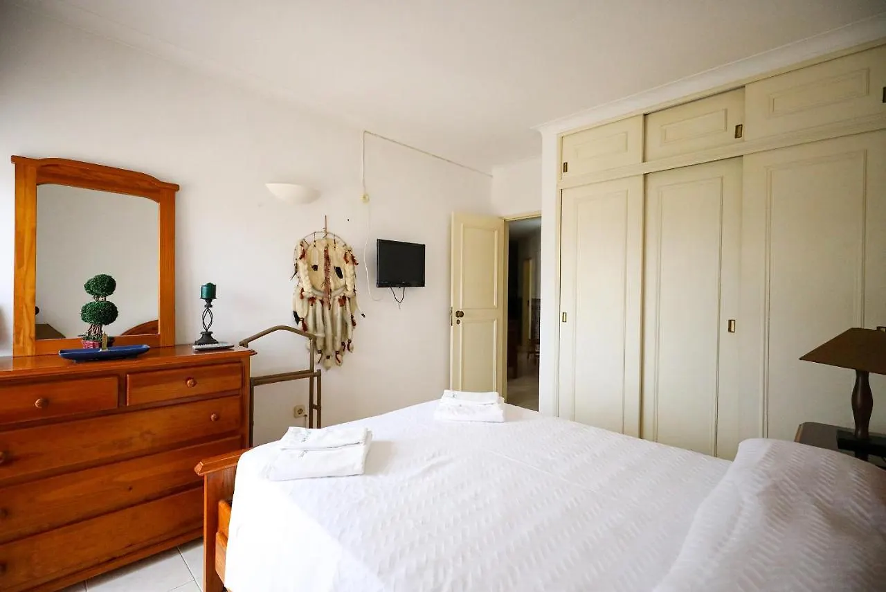 B60 - Lagos Promenade View Apartment 0*,