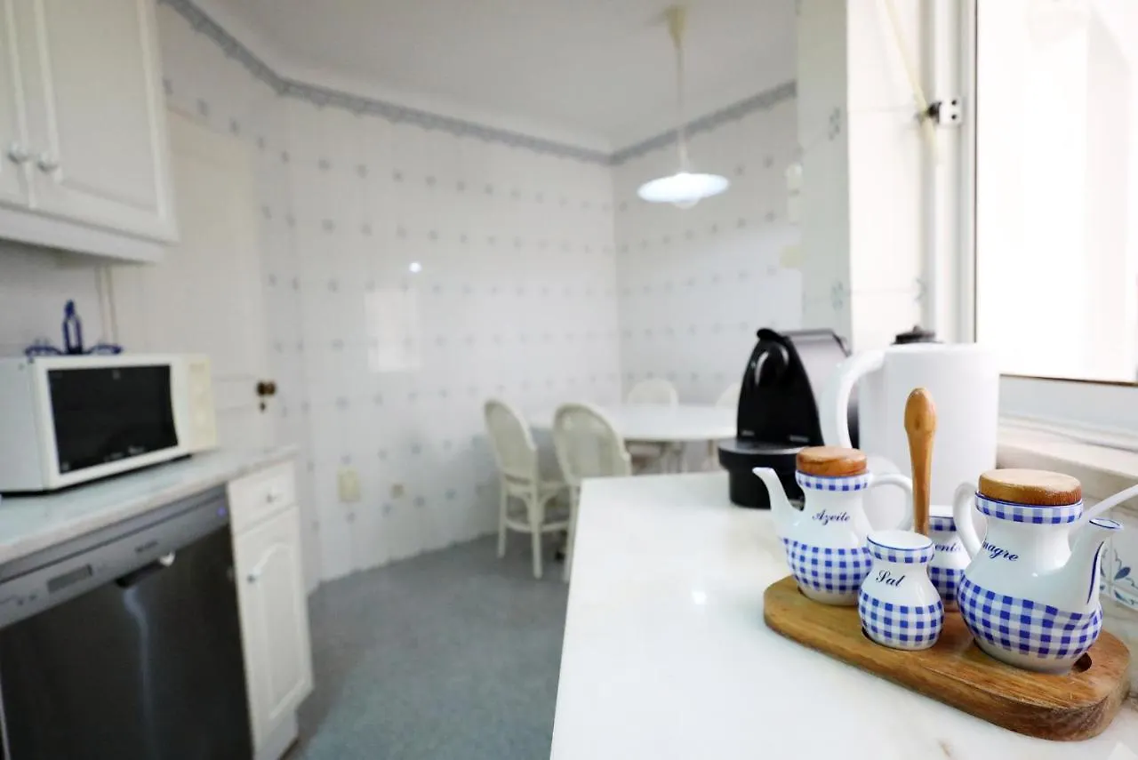 B60 - Lagos Promenade View Apartment