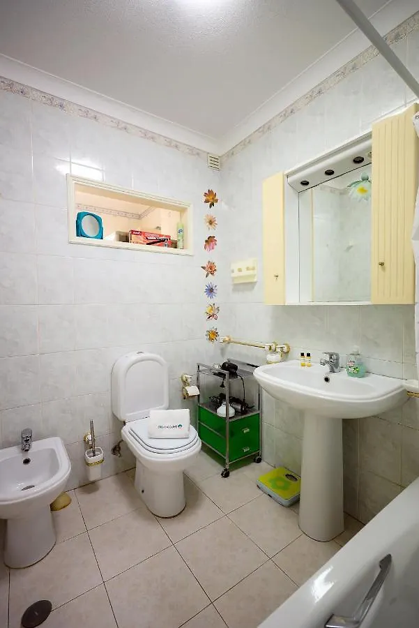 B60 - Lagos Promenade View Apartment