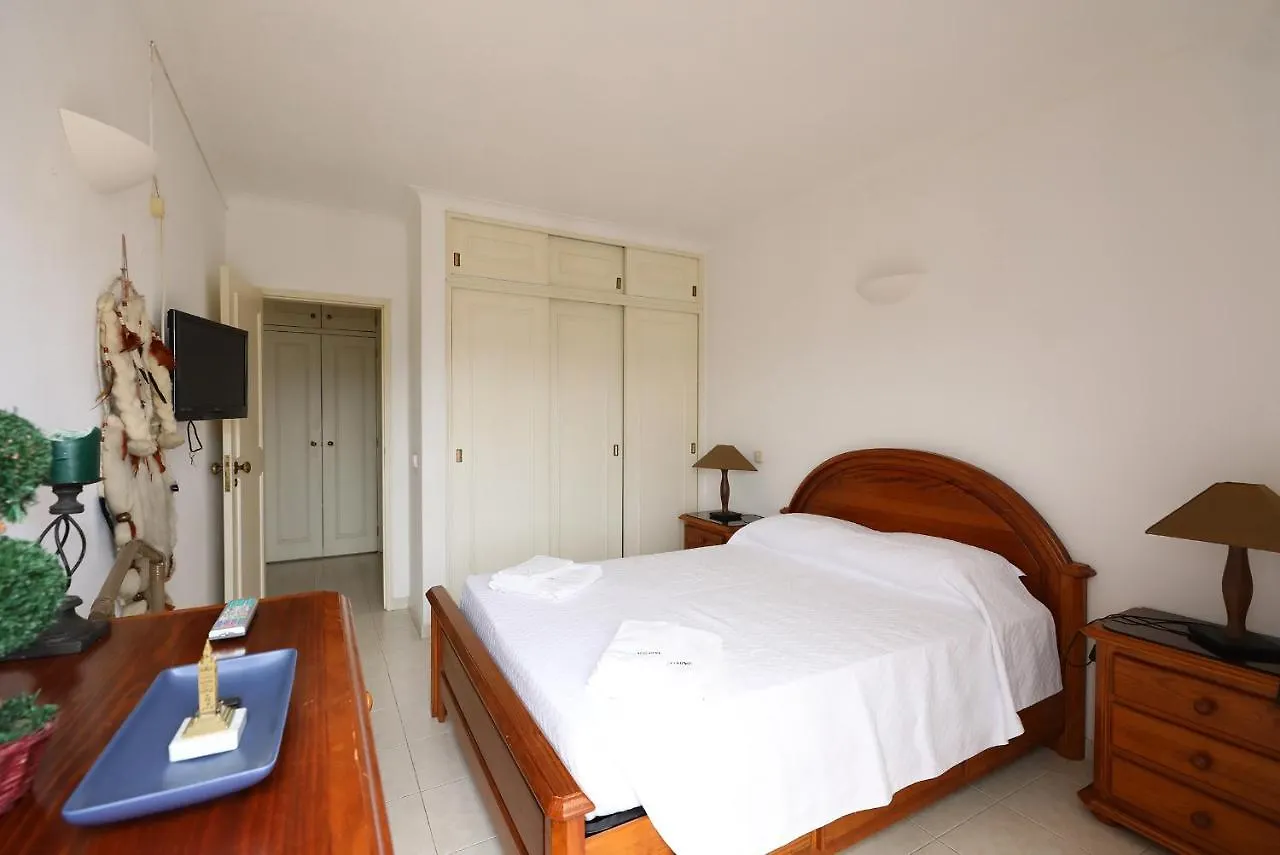 B60 - Lagos Promenade View Apartment